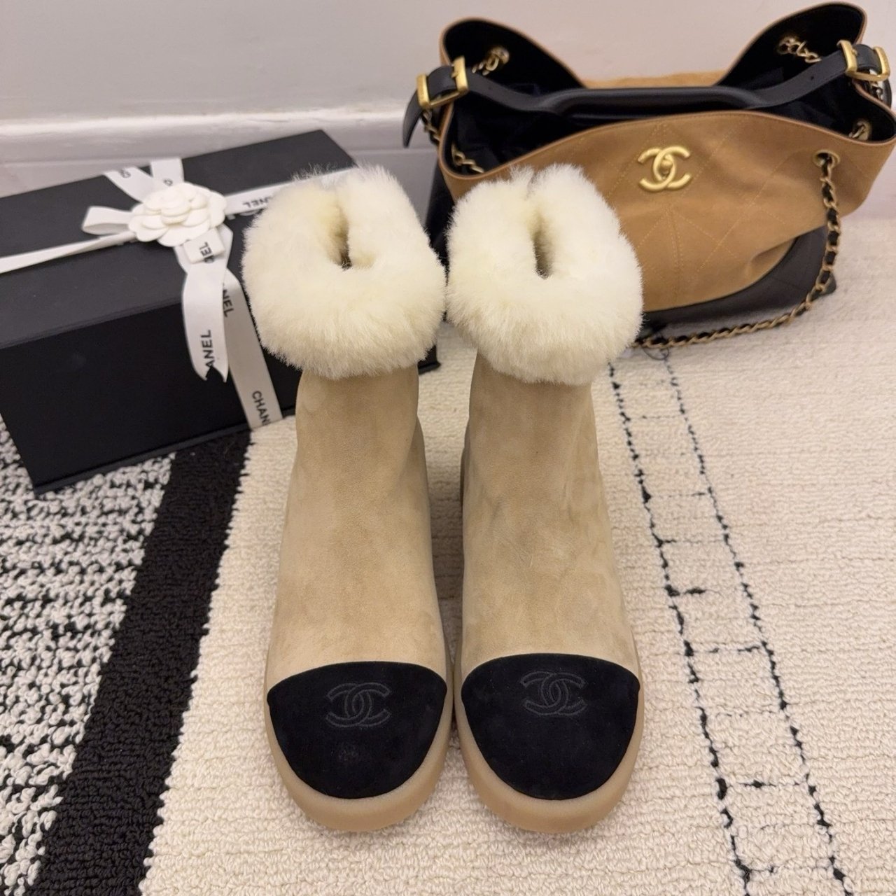 Ch**el Suede Ankle Boots Beige G45941 B17918 Nz091