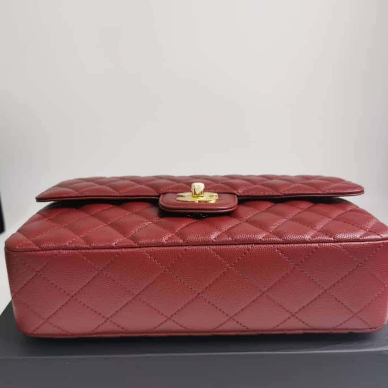 Ch**el Medium Classic Double Flap Burgundy Gold Hardware 25Cm