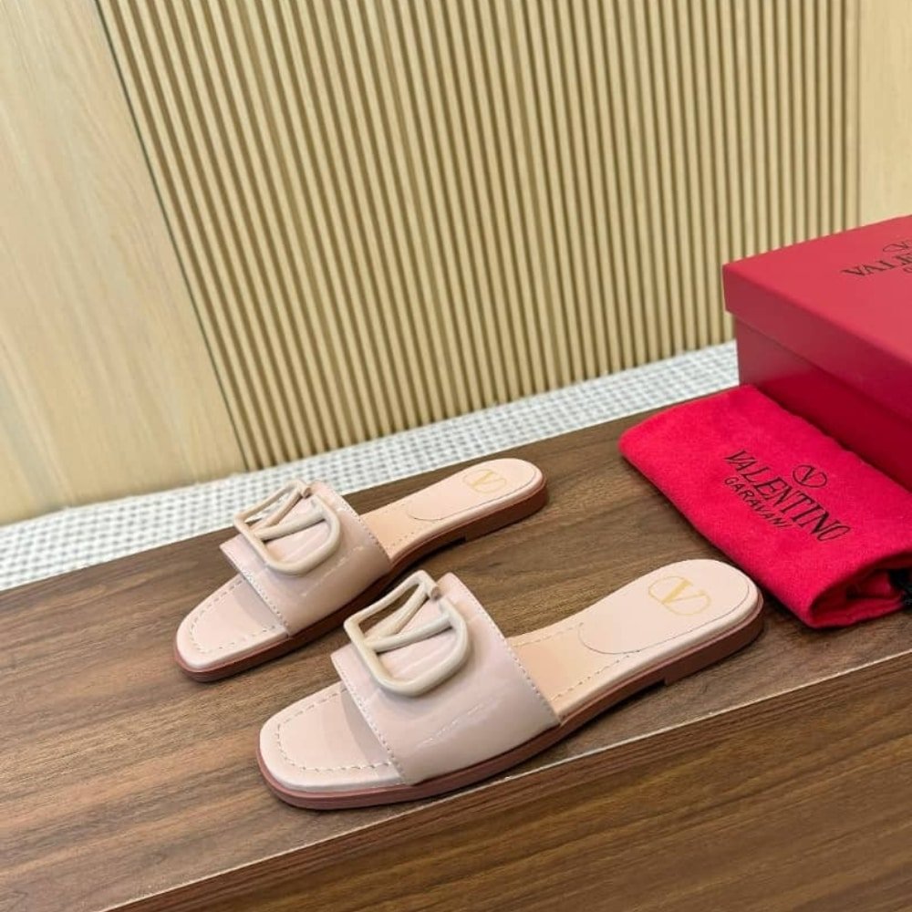 Va1e*ntin0 Smooth Leather Slippers With Vlogo Light Pink