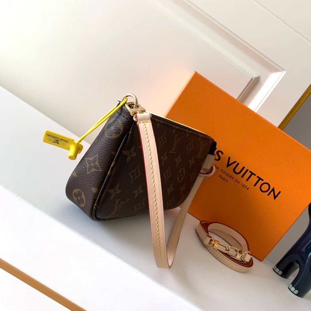 L0vis Vvtt0n Pochette Accessoires 23.5Cm M40712