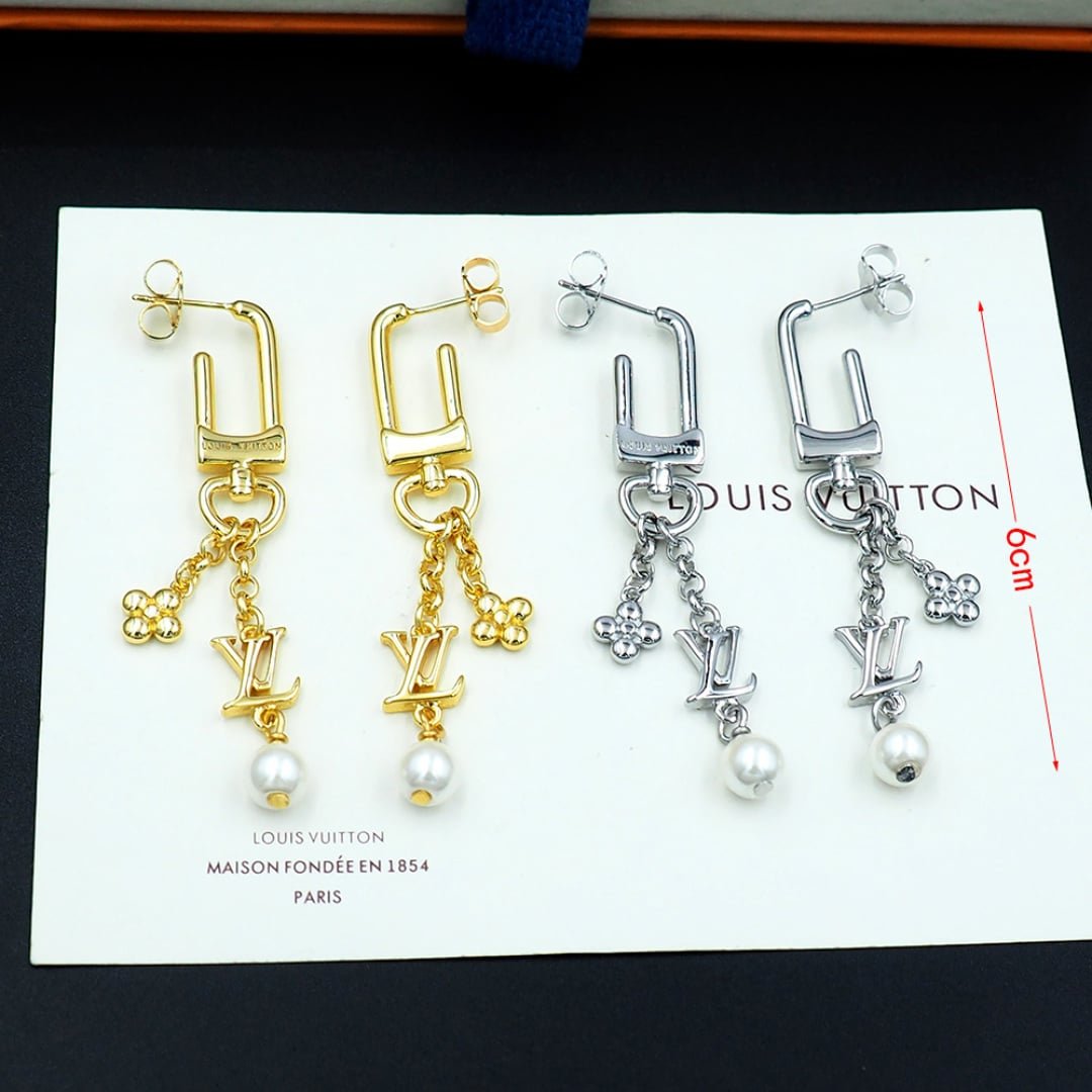 L0vis Vvtt0n Lv Iconic Hook Earrings Silver M02674