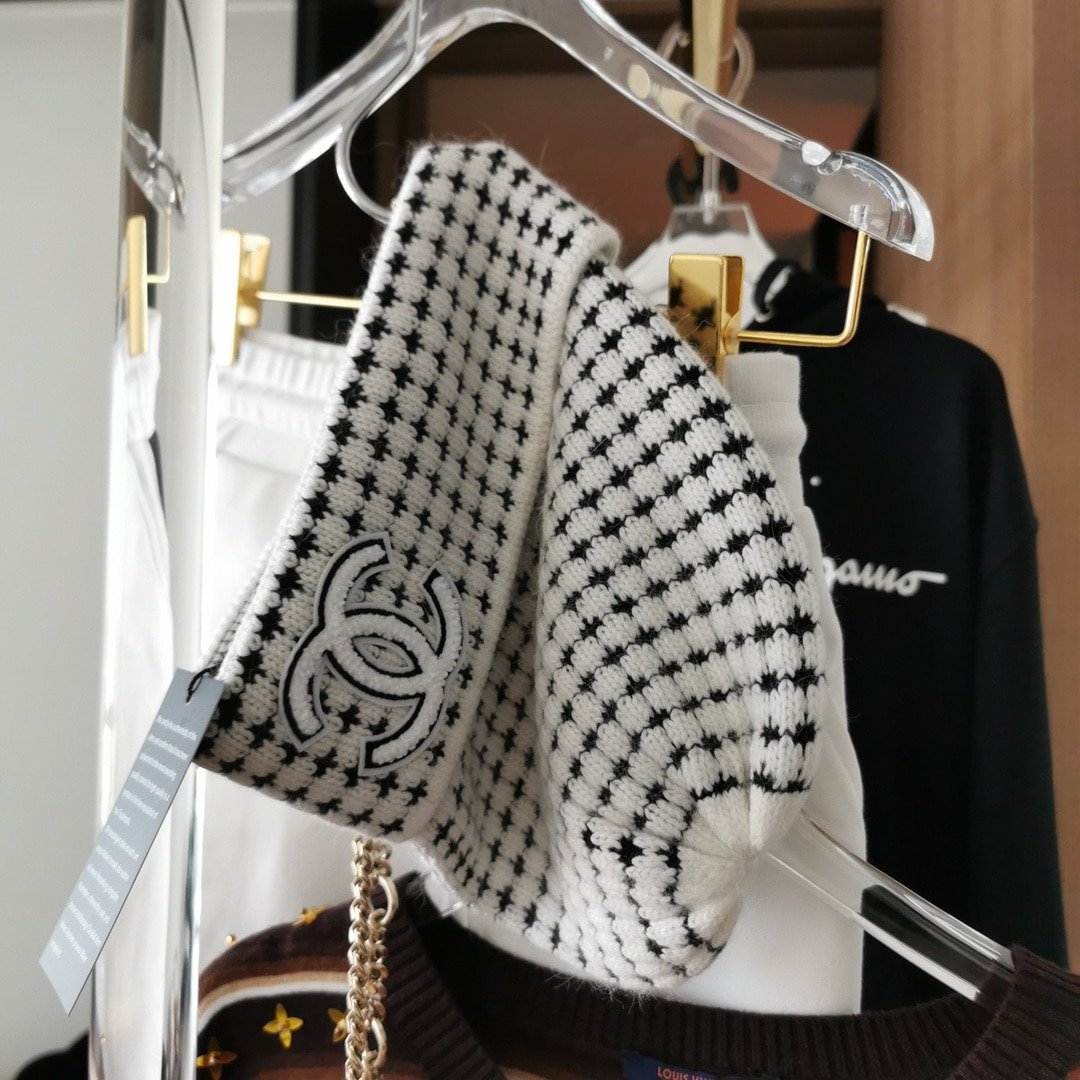 Ch**el Cc Wool Beanie White