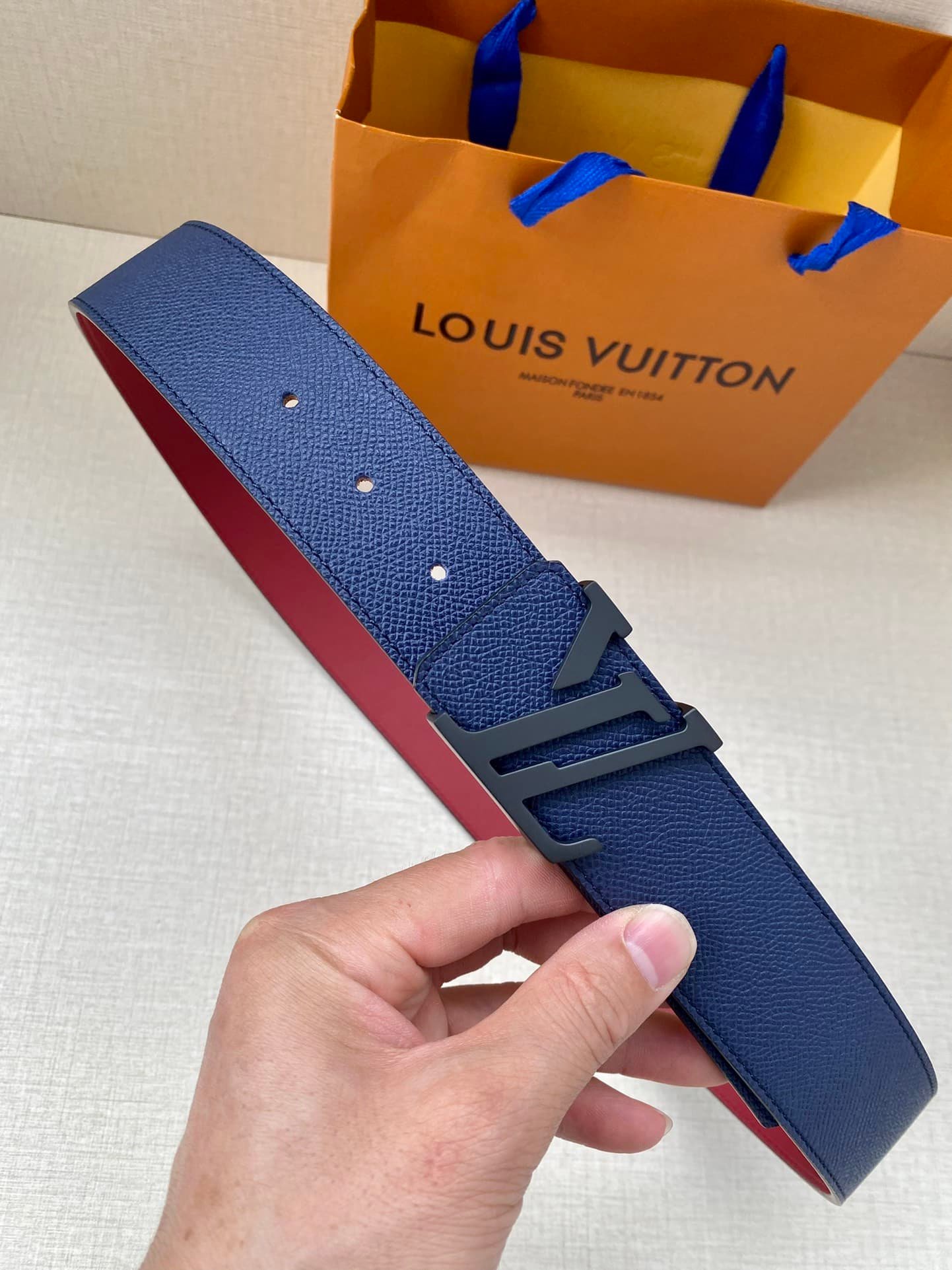 L0vis Vvtt0n Initiales Belt In Blue 4Cm