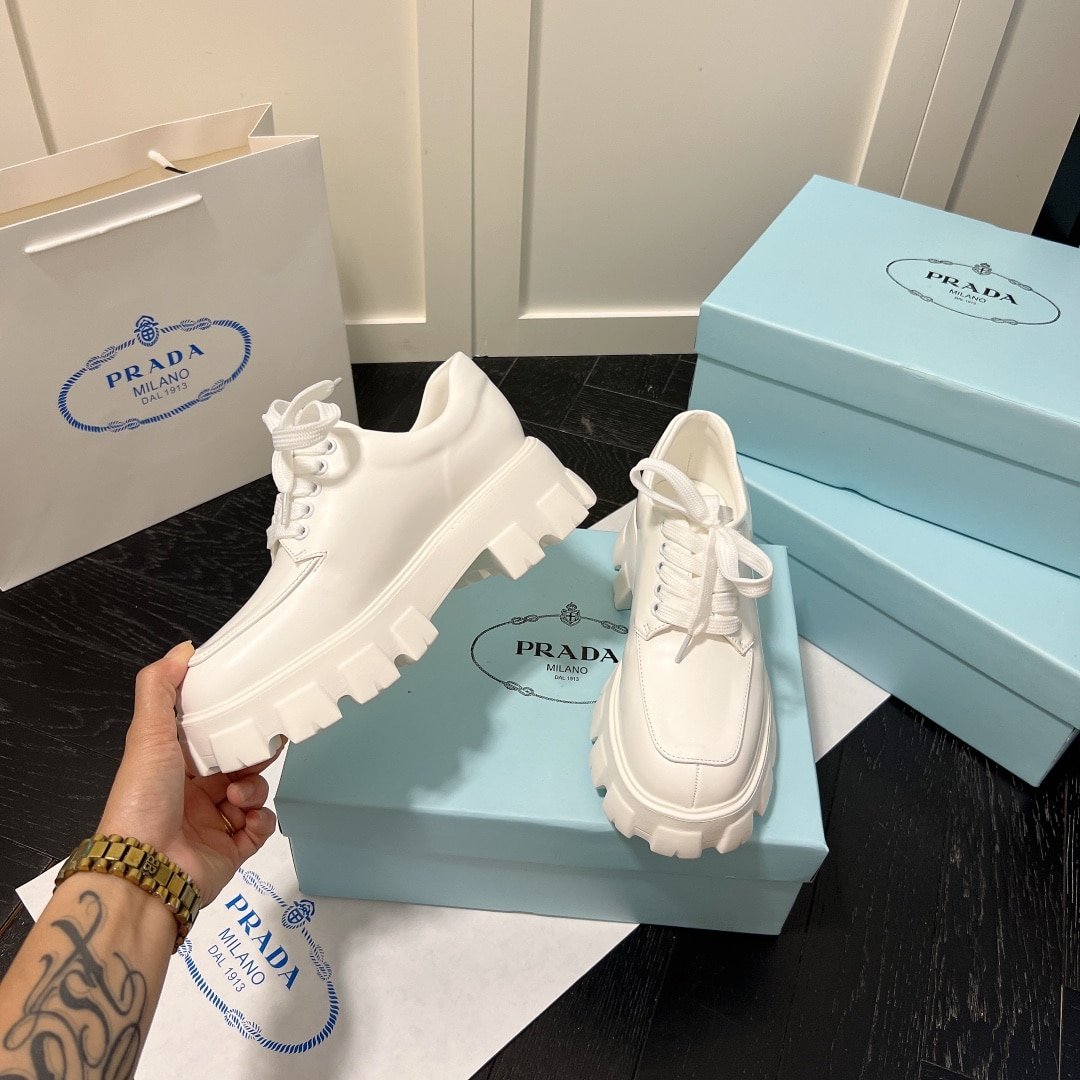 Pra*a Smooth Leather Oxford Loafers White