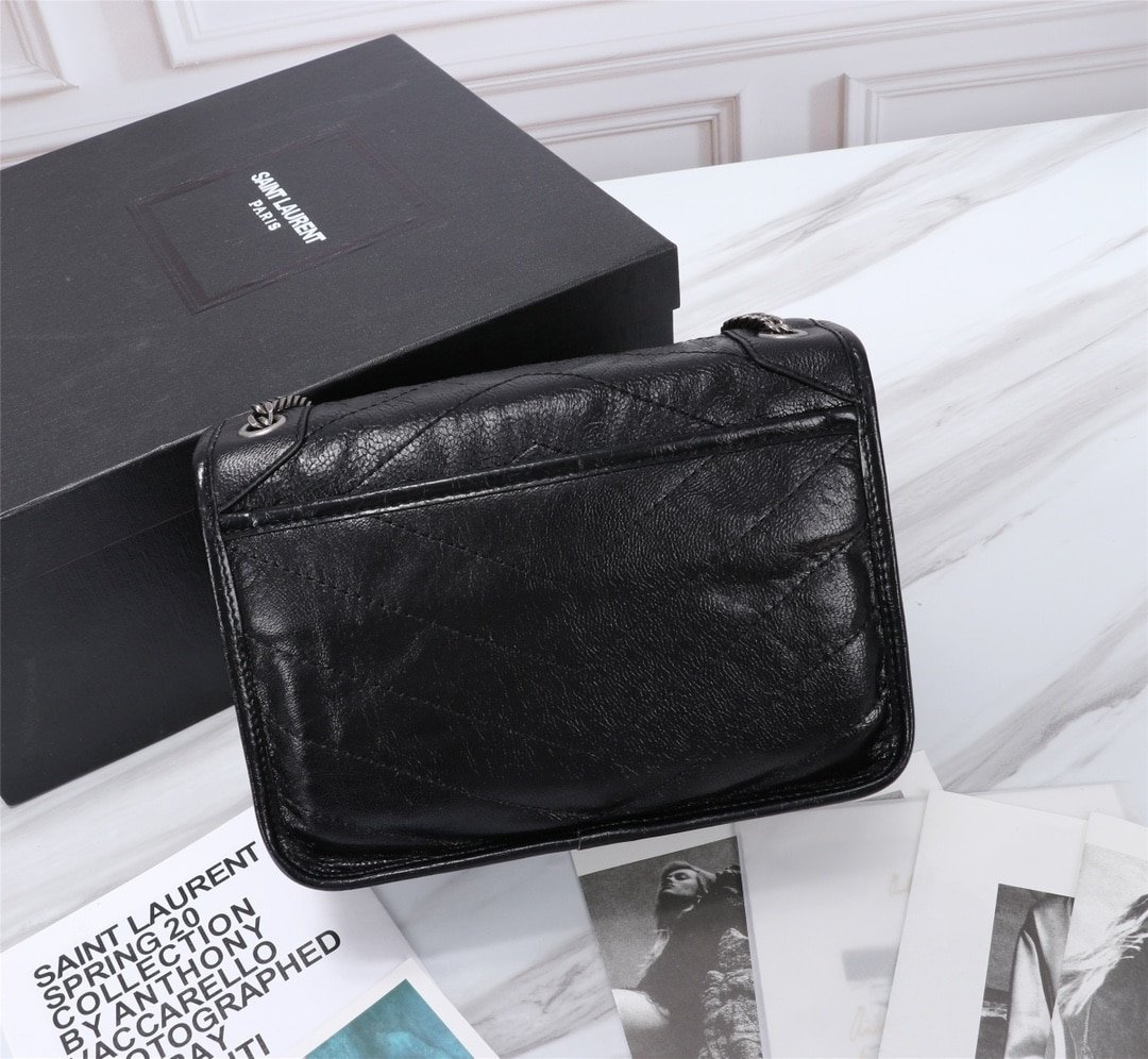 Sa1nt Lau*nt Niki Baby In Vintage Leather Black 21Cm 6331600En041000