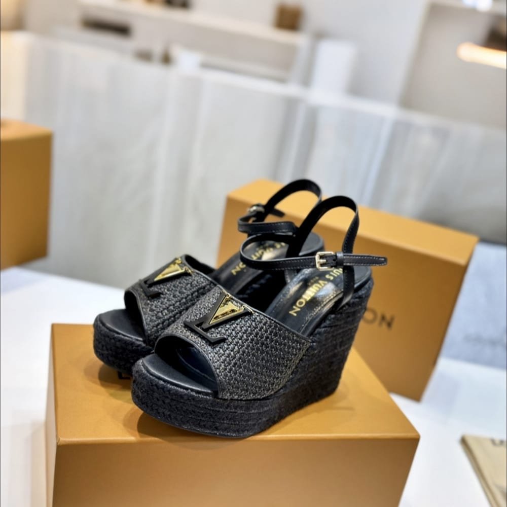 L0vis Vvtt0n Mare Wedge Sandals Black 1Ahllk