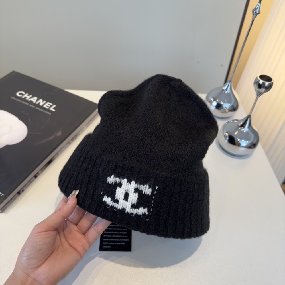 Ch**el Cc Knitted Beanie Black