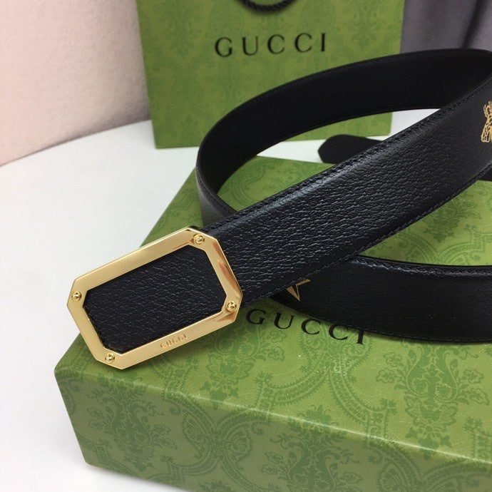 Gvc*1 Black Belt With Square Gold Buckle And Bee Star 35Mm