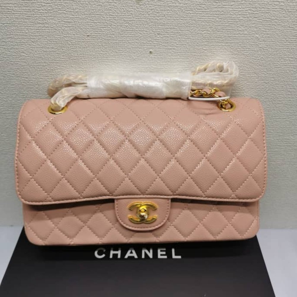 Ch**el Classic Medium Flap Bag With Gold Hardware Pink 25Cm
