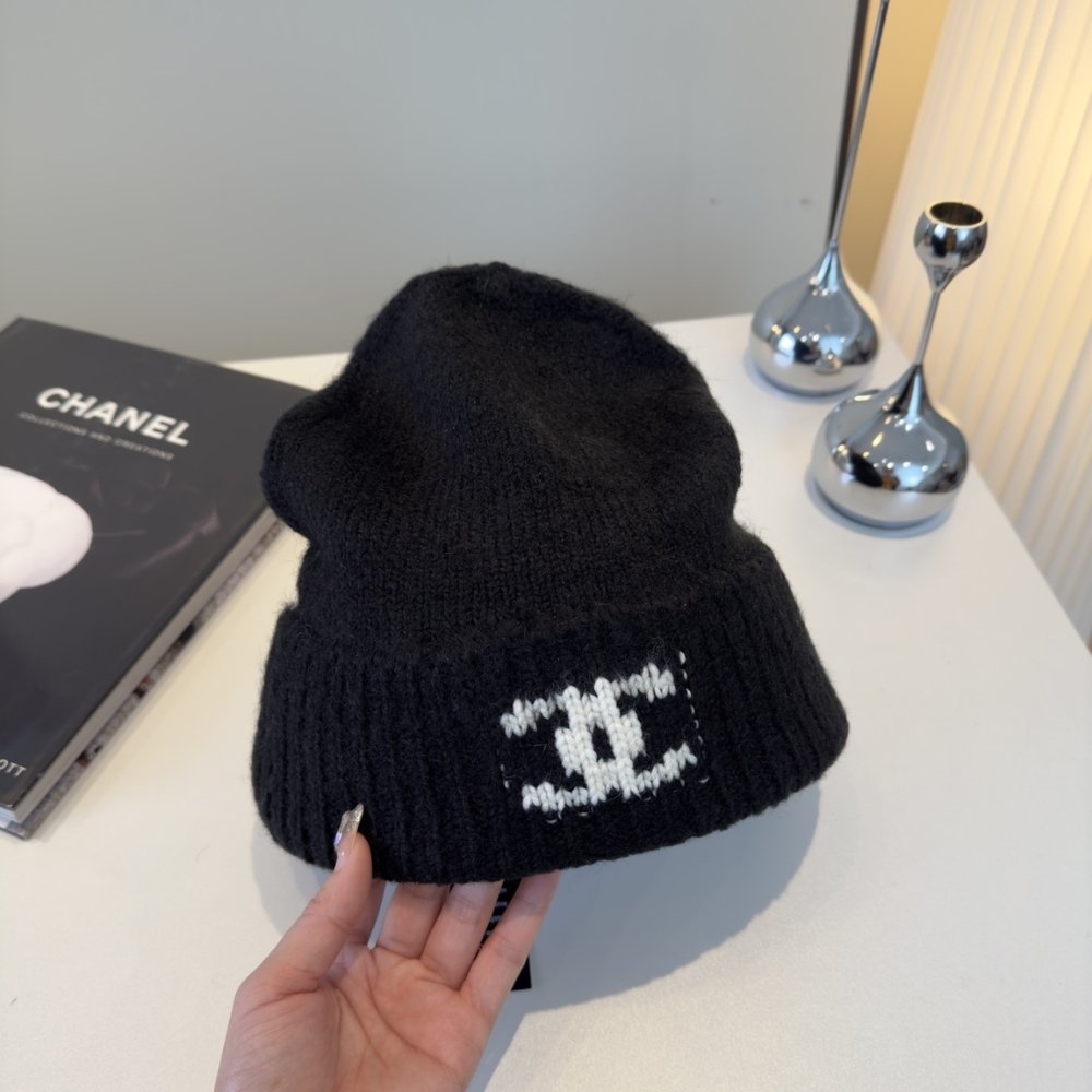 Ch**el Cc Knitted Beanie Black