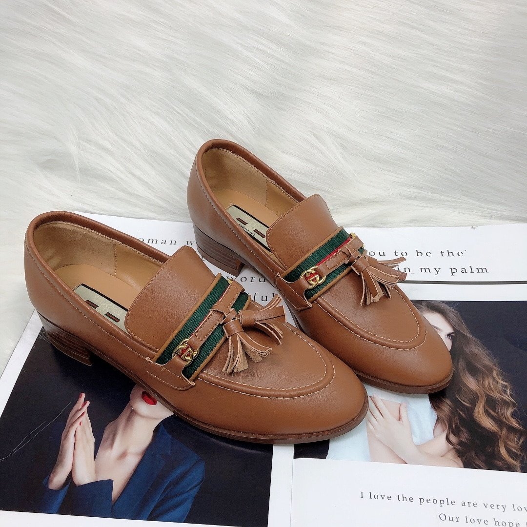 Gvc*1 Unisex Leather Interlocking G Brown 624316 1W610