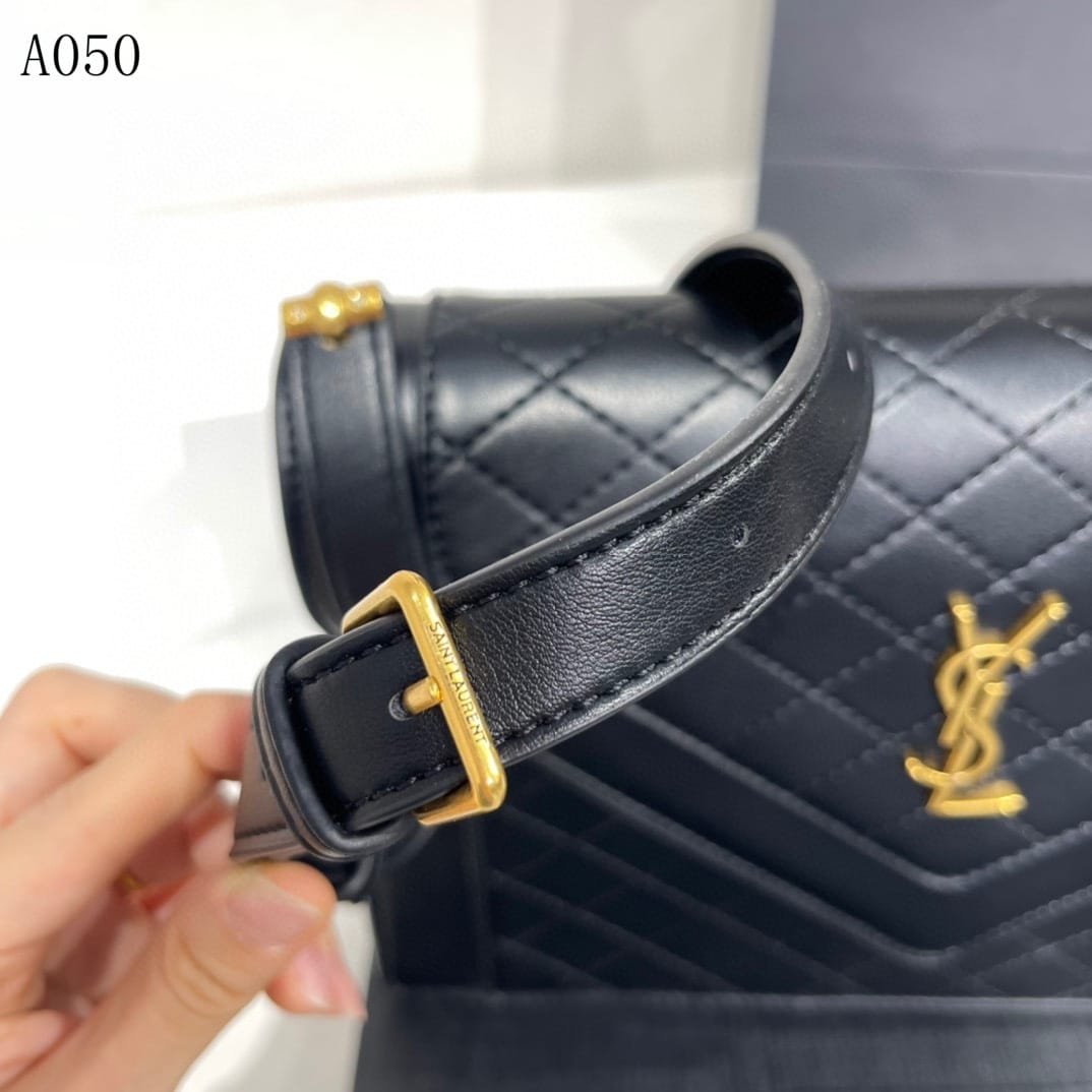 Sa1nt Lau*nt Gaby Satchel In Quilted Black Gold 26Cm 6688631El071000