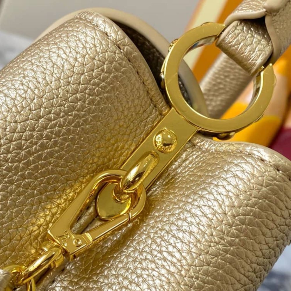 L0vis Vvtt0n Capucines Mini Gold 21Cm M24583