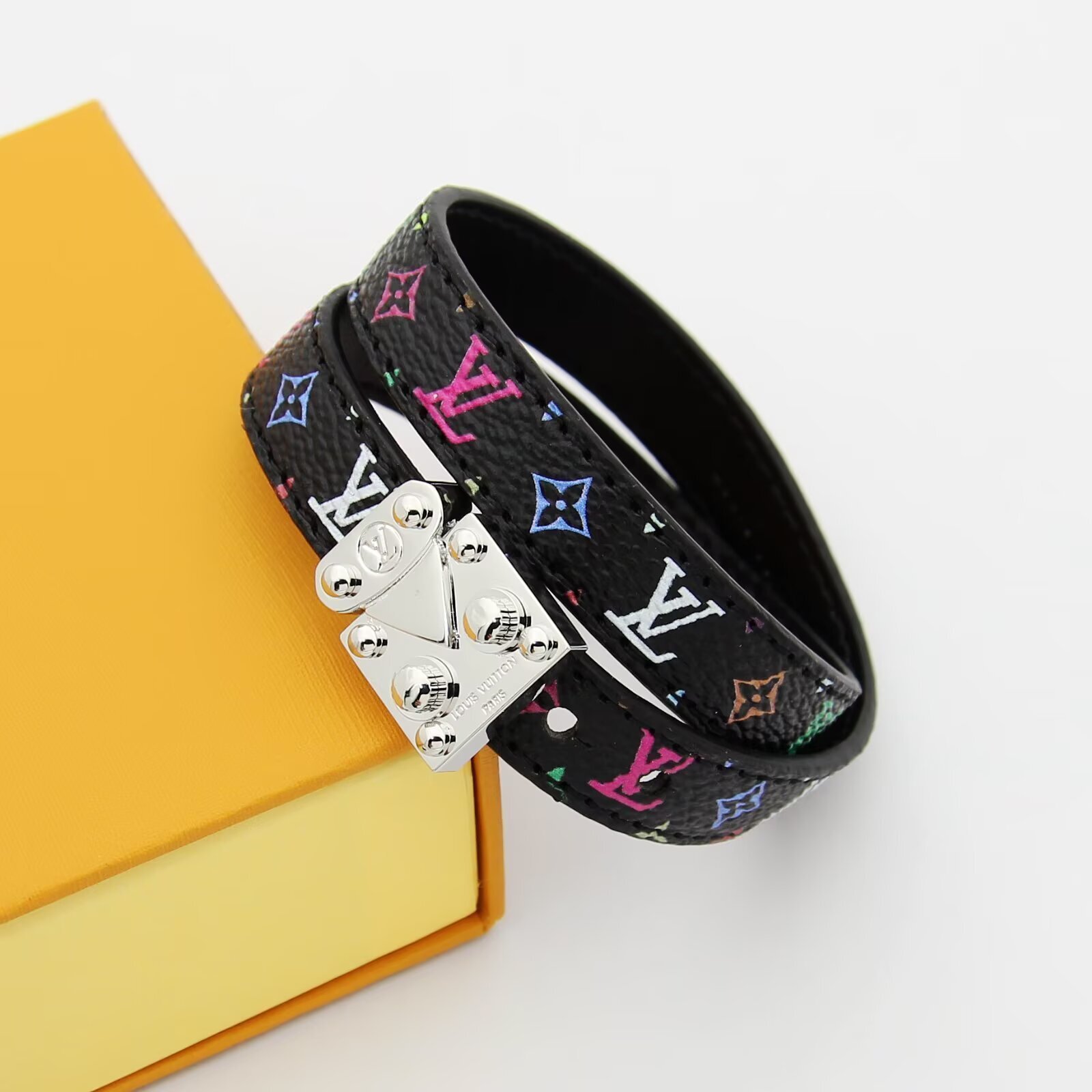 L0vis Vvtt0n X Murakami Lv Signature Bracelet Black M8967E