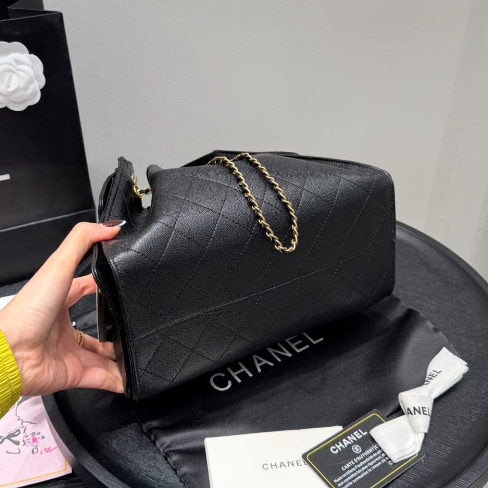 Ch**el 25 Small Handbag Grained And Gold Tone Metal Black 26Cm As5293 B20304 94305