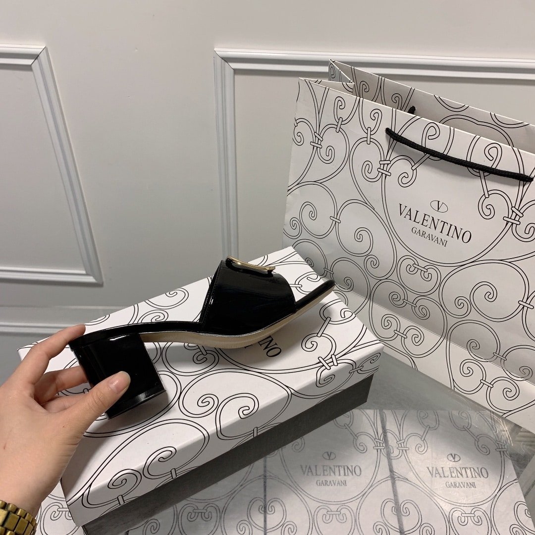 Va1e*ntin0 Vlogo Signature Square Toe Middle Heel Black Slide Sandal