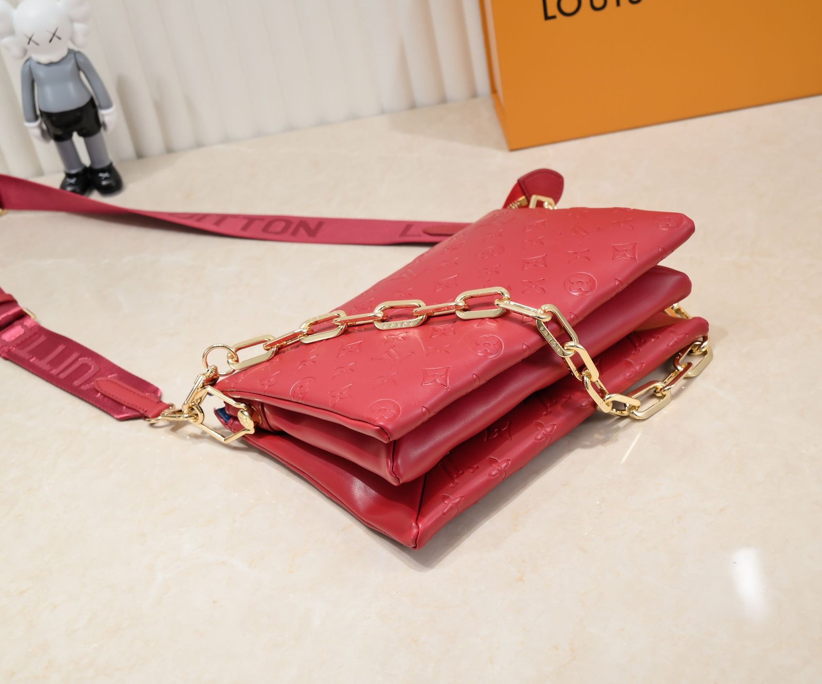 L0vis Vvtt0n Coussin PM Wine 26Cm M59275