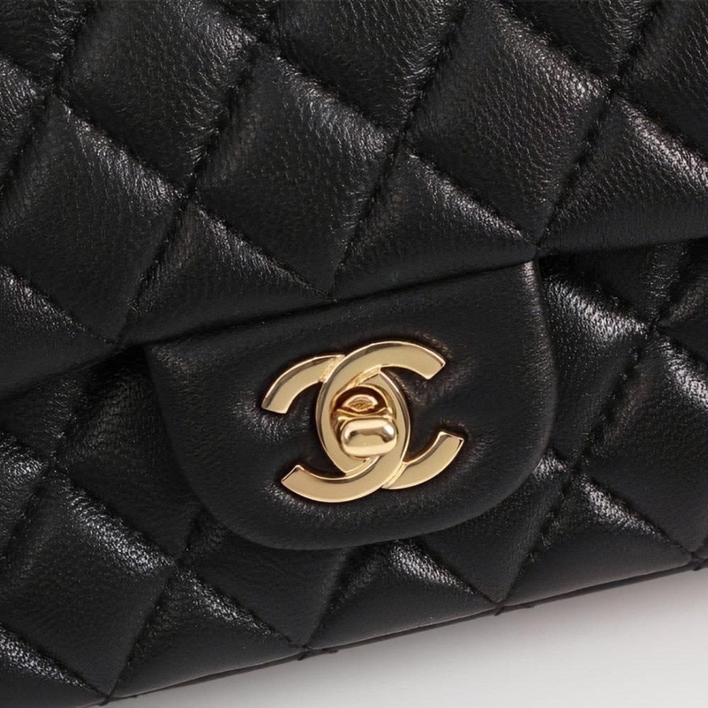 Ch**el Classic Handbag Black 25Cm