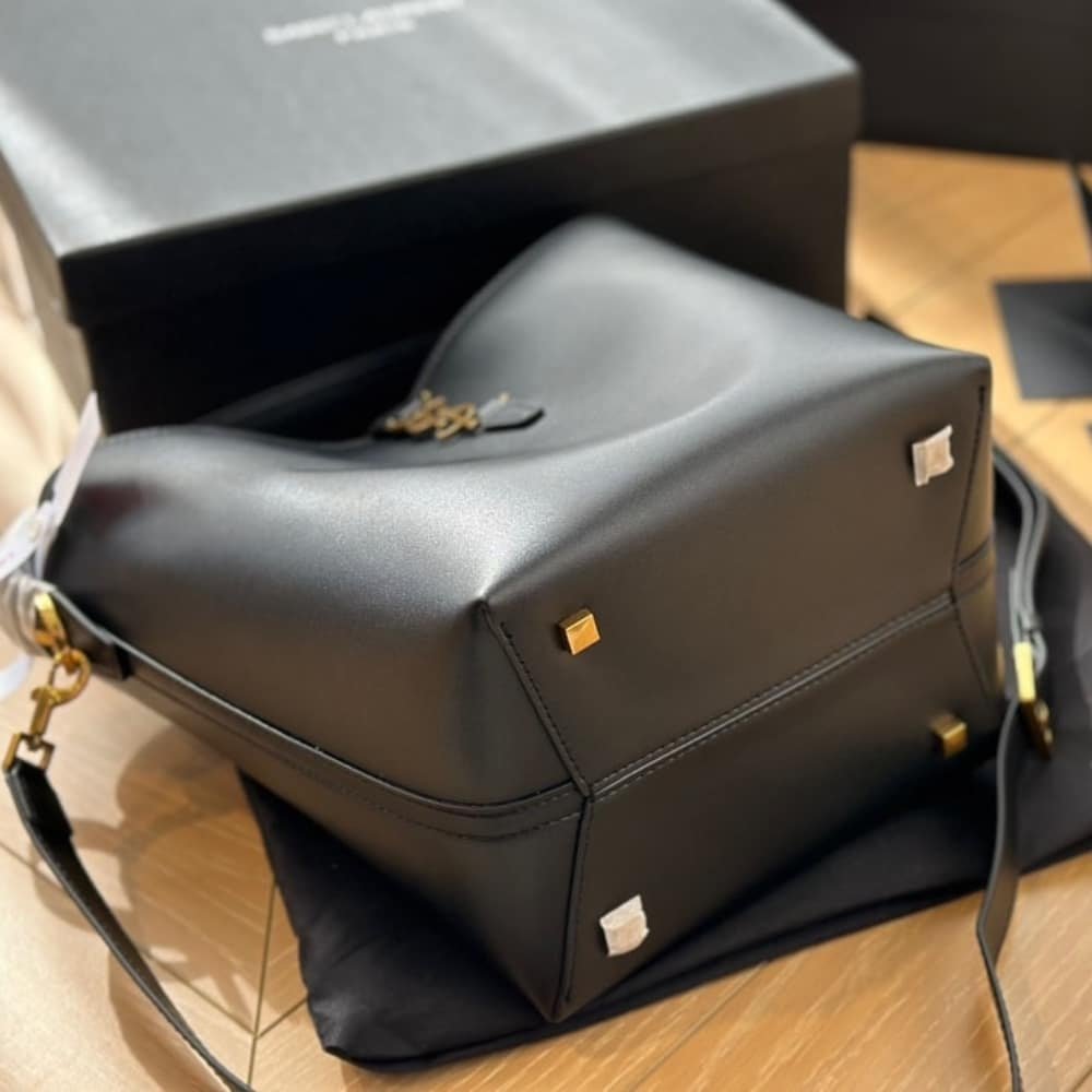 Sa1nt Lau*nt Le 37 In Shiny Leather Black 25Cm 7428282R20W1000
