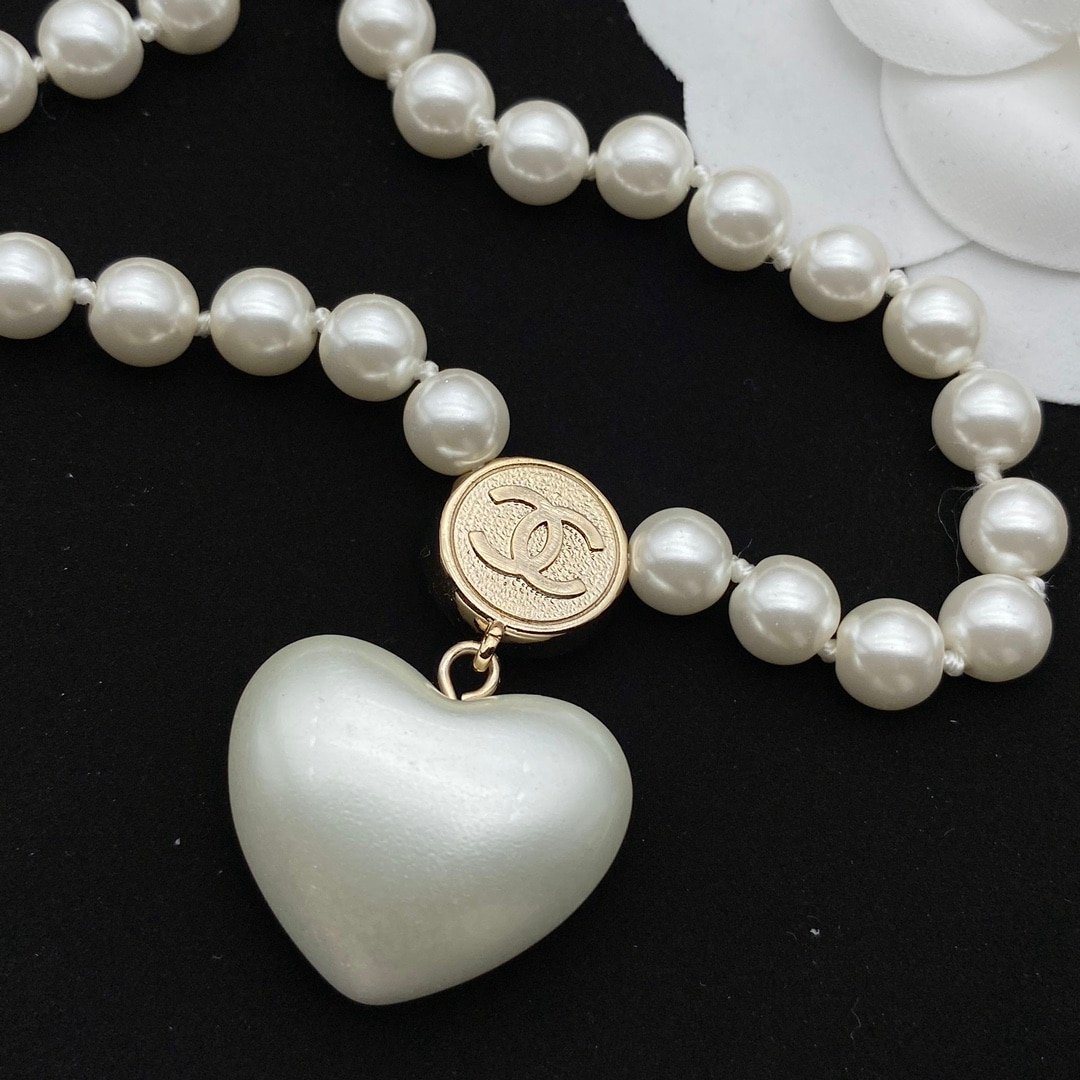 Ch**el Cc Heart Pearl Necklace
