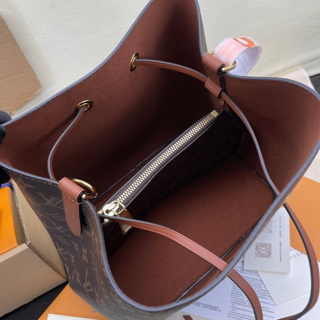 [S*per Vip 1:1] L0vis Vvtt0n Néonoé MM Brown 26Cm M44887