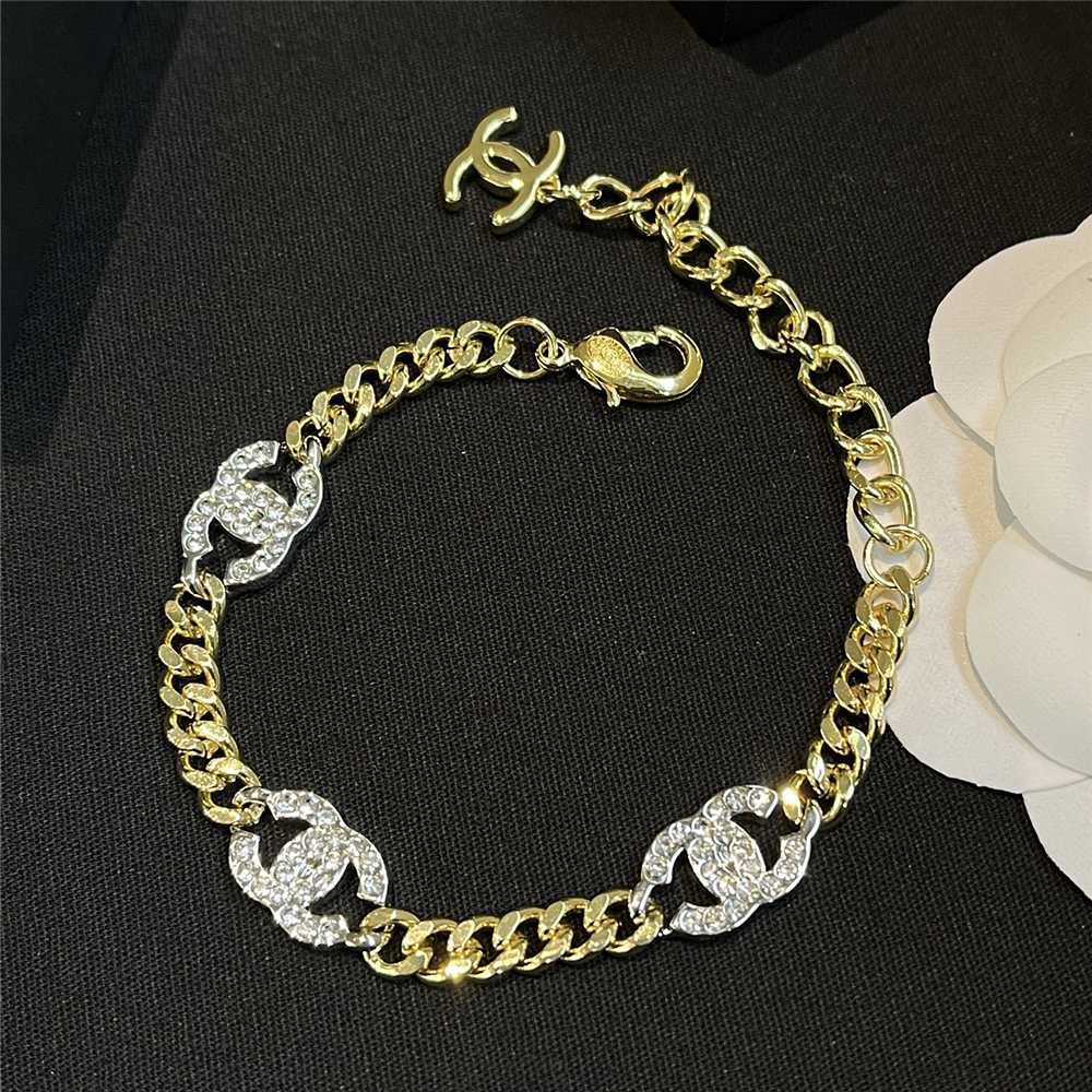 Ch**el Interlocking Bracelet Gold Silver And Transparent Ab6442 B06011 Nc835