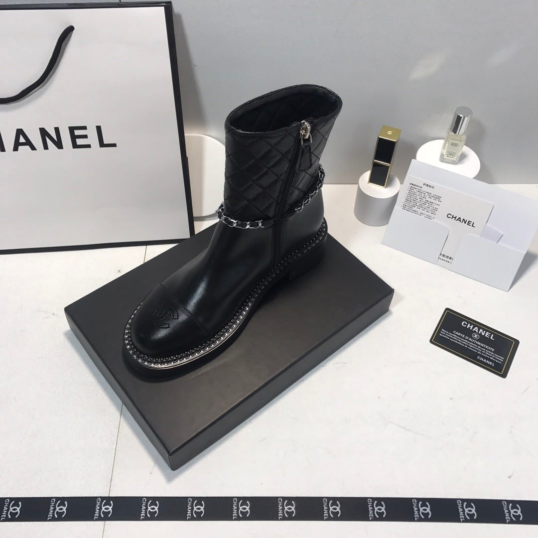 Ch**el Ankle Boots With Side Zip Chain Black