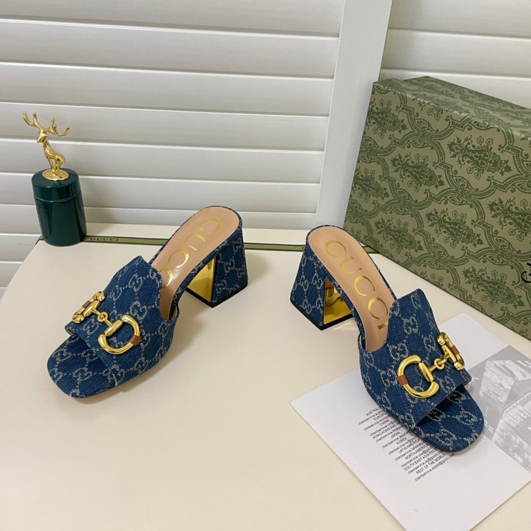 Gvc*1 Women’S Slide Monogram Sandal With Horsebit Blue