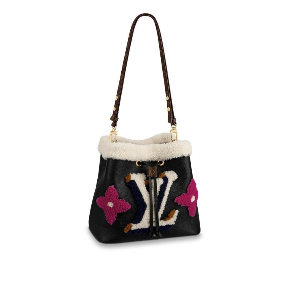 L0vis Vvtt0n Neonoe Mm Bag Monogram Teddy Shearling Black 26Cm M56963
