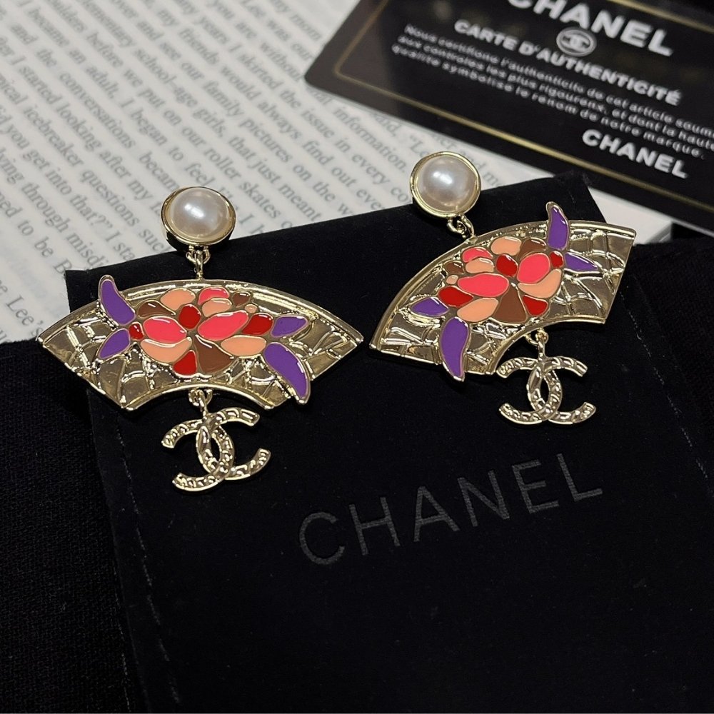 Ch**el Fan Floral Enamel Pearl Drop Earrings Multicolour Abf930 B21130 U2139