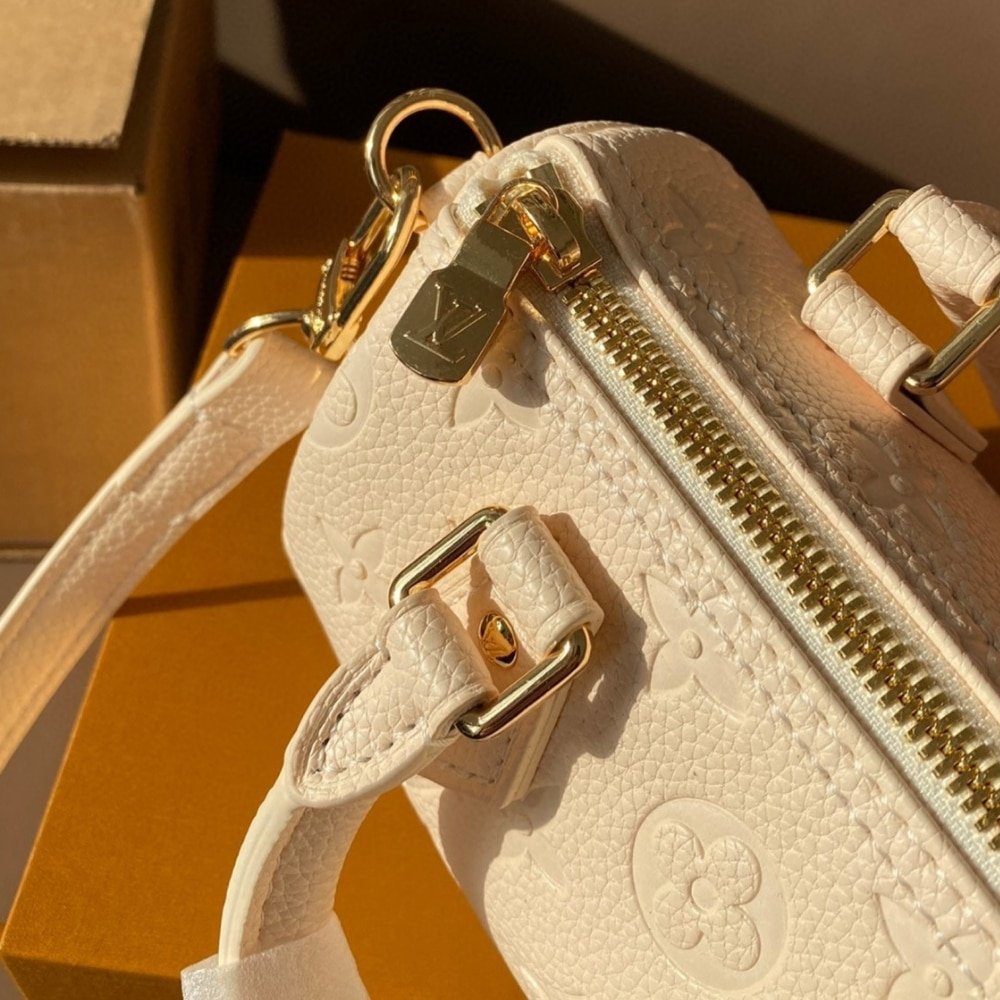 L0vis Vvtt0n Speedy Bandoulière 20 Cream 20Cm M58954