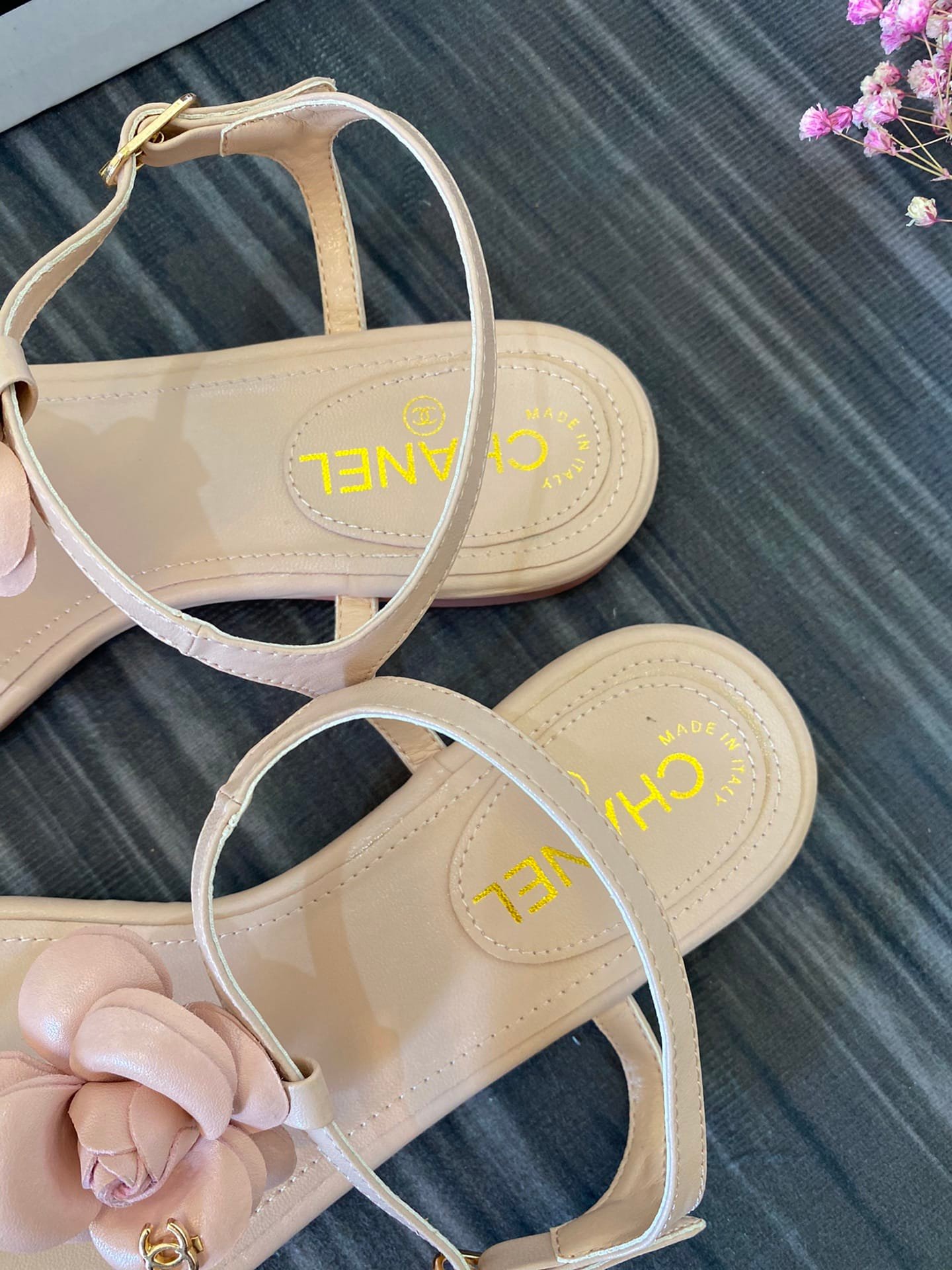 Ch**el Jelly Rubber Camellia Sandals Pink