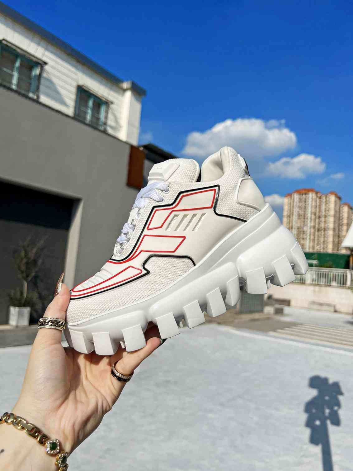Pra*a Cloudbust Thunder Sneakers With White And Red 2Eg2933Lgnf0009