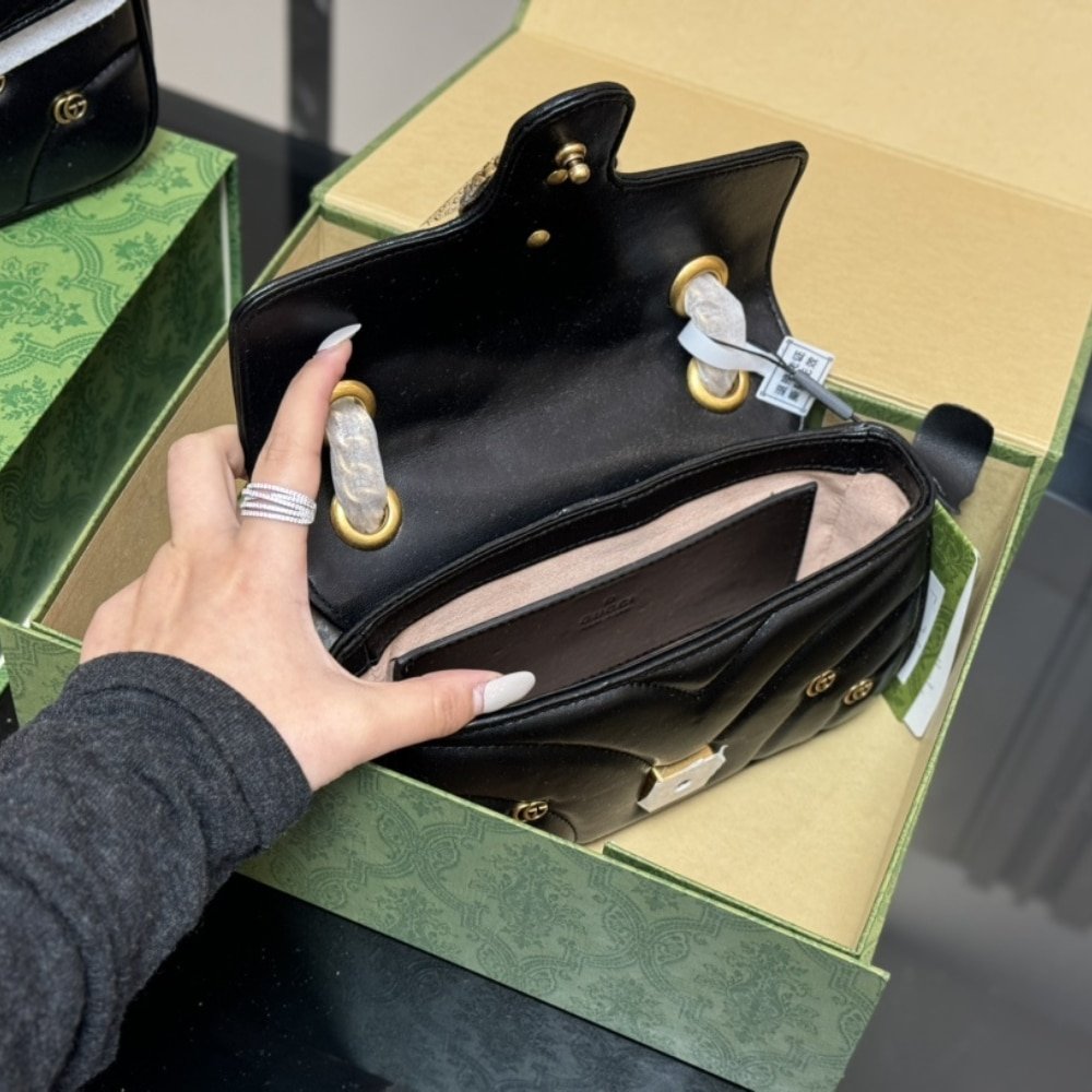Gvc*1 Gg Marmont Small Shoulder Bag Black 26Cm 443497 Aacpg 1000