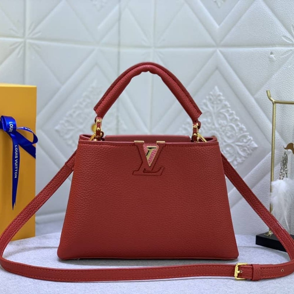 L0vis Vvtt0n Capucines Bb Bag Scarlet Red 27Cm M52689