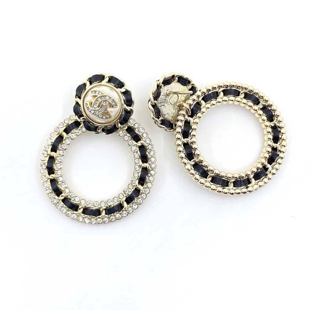 Ch**el Crystal Pearl Cc Chain Hoop Drop Earrings Gold Black