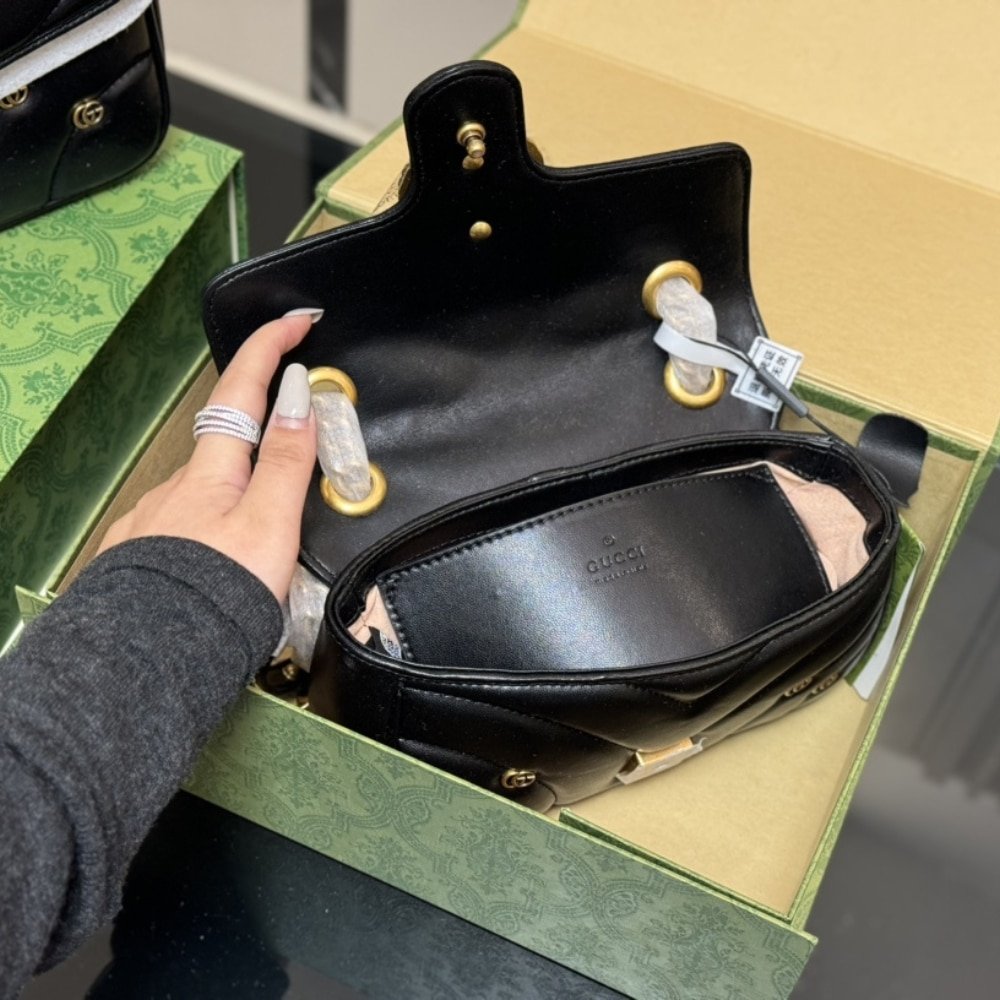 Gvc*1 Gg Marmont Small Shoulder Bag Black 26Cm 443497 Aacpg 1000