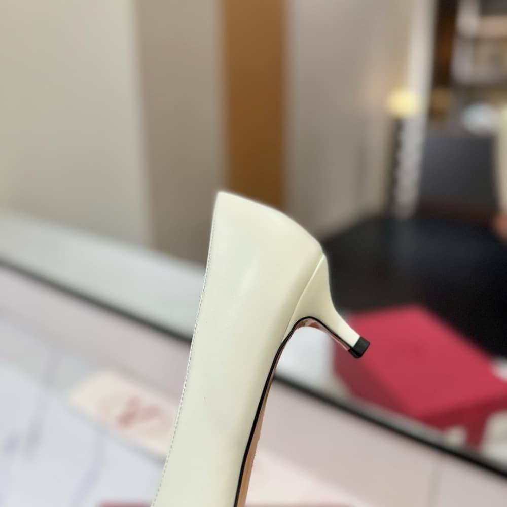 Va1e*ntin0 Bepointy Pump In Patent Leather White 6W2S0Lq0Dal A81