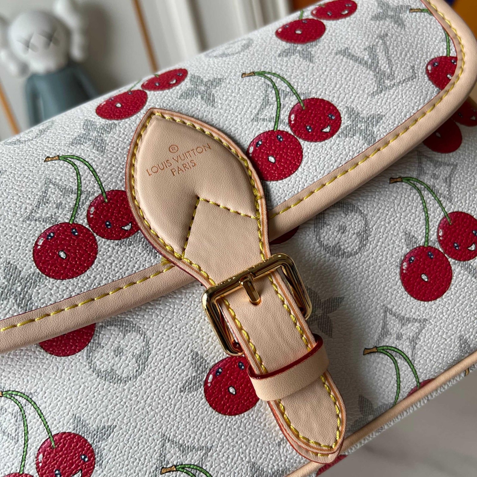 L0vis Vvtt0n X Takashi Murakami Diane Bag Monogram Cherry White 25Cm