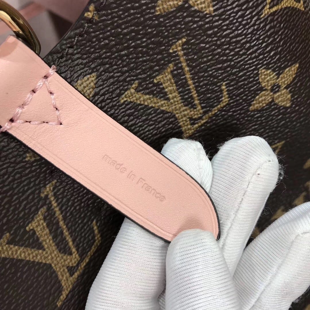 L0vis Vvtt0n Néonoé 26Cm Pink M44022