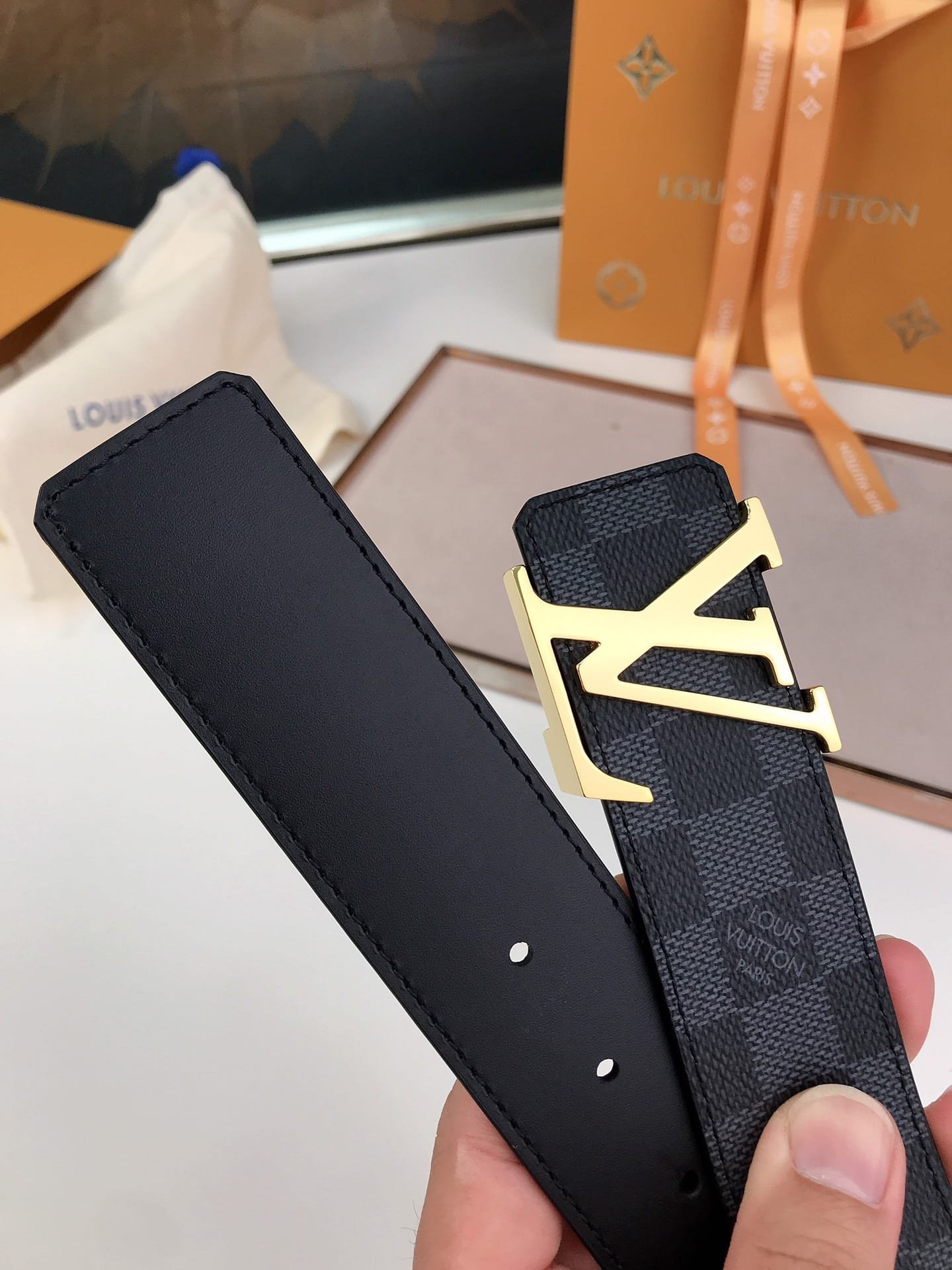 L0vis Vvtt0n Lv Ceinture Initiales Reversible Gold 4Cm