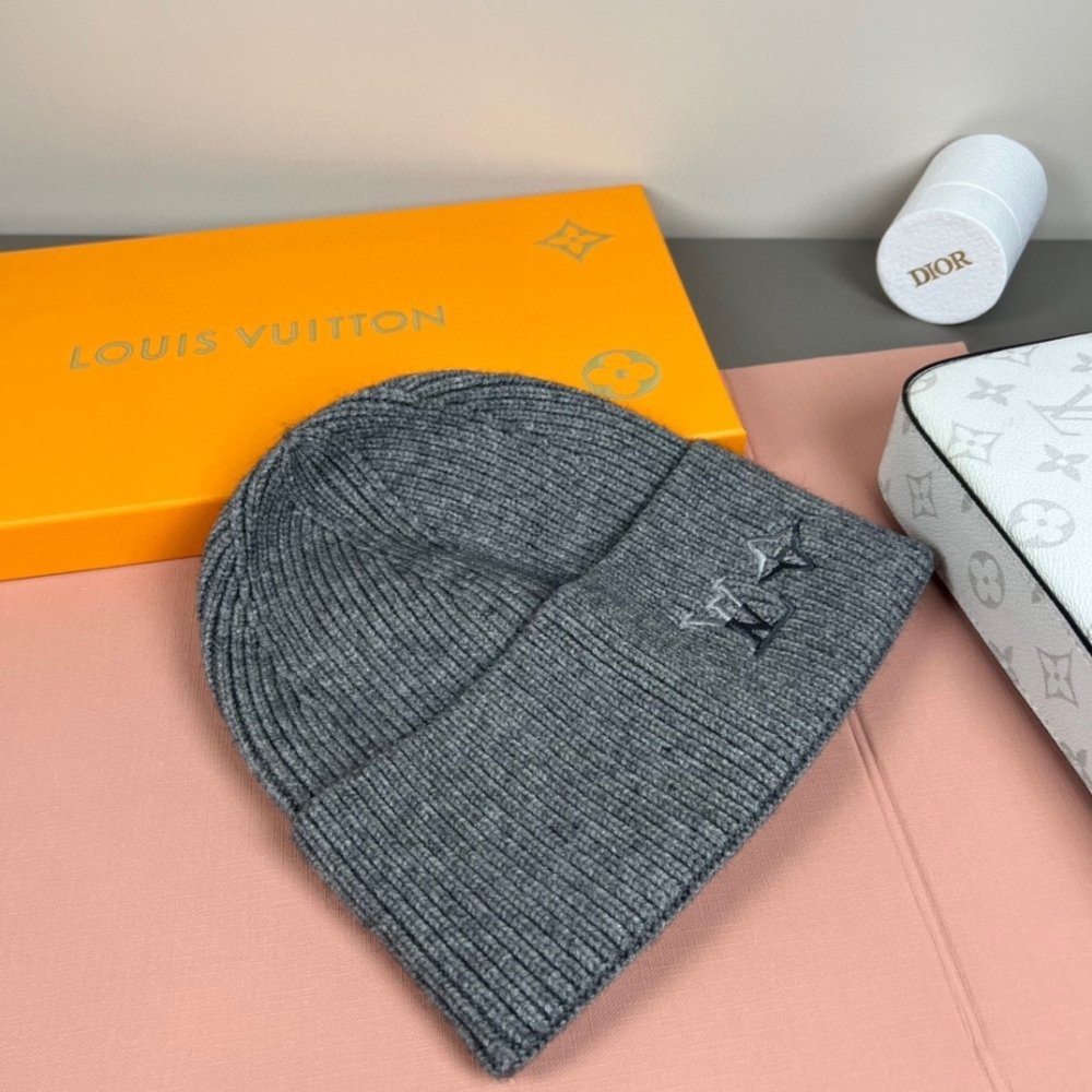 L0vis Vvtt0n Lv Dual Beanie Gray M79140