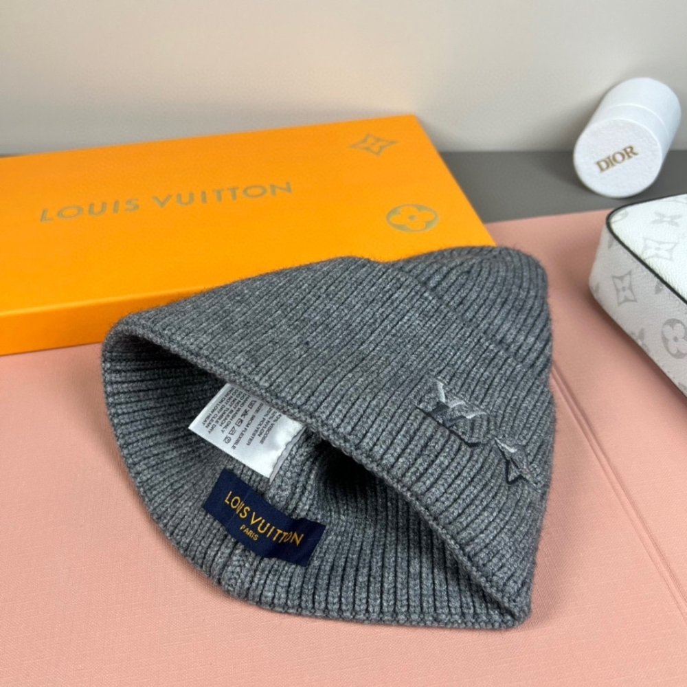 L0vis Vvtt0n Lv Dual Beanie Gray M79140