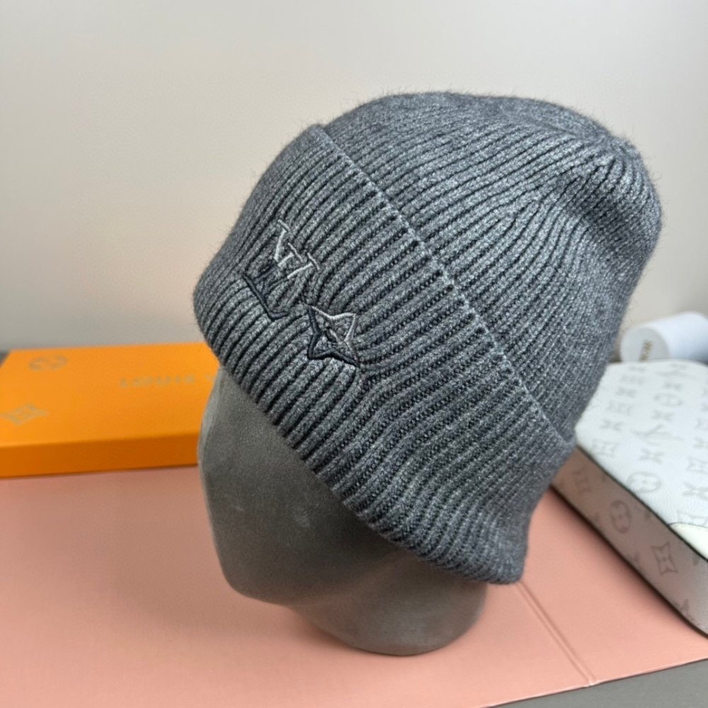 L0vis Vvtt0n Lv Dual Beanie Gray M79140
