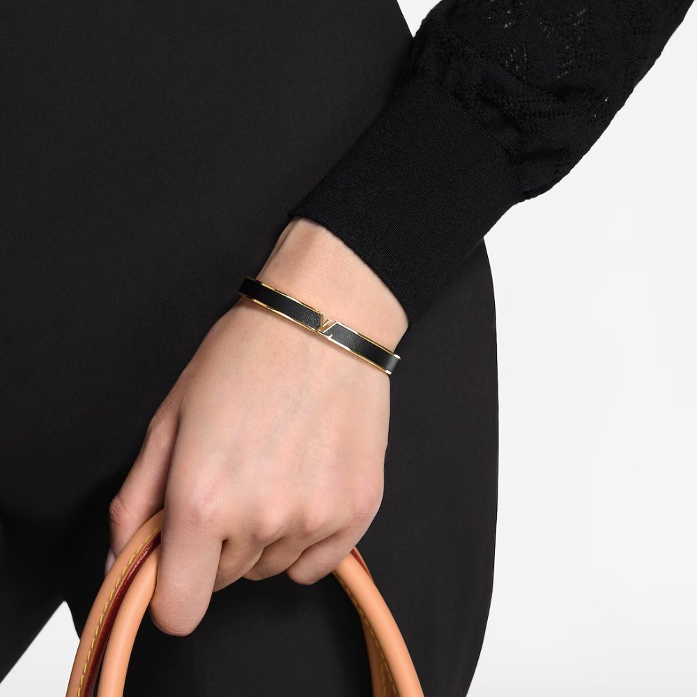 L0vis Vvtt0n Lv Initiales Bracelet Black M1729M