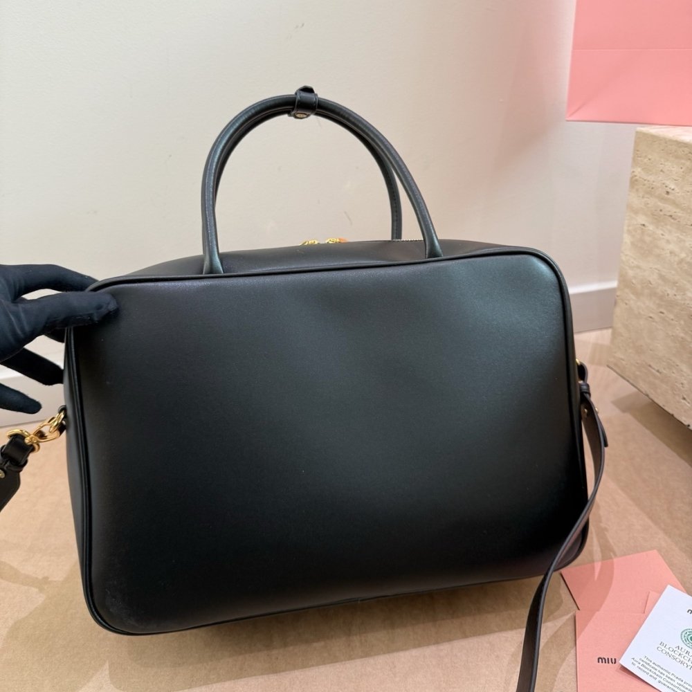 M1um1u Beau Leather Bag Black 34Cm 5BB117 2CRW F0002 V MON