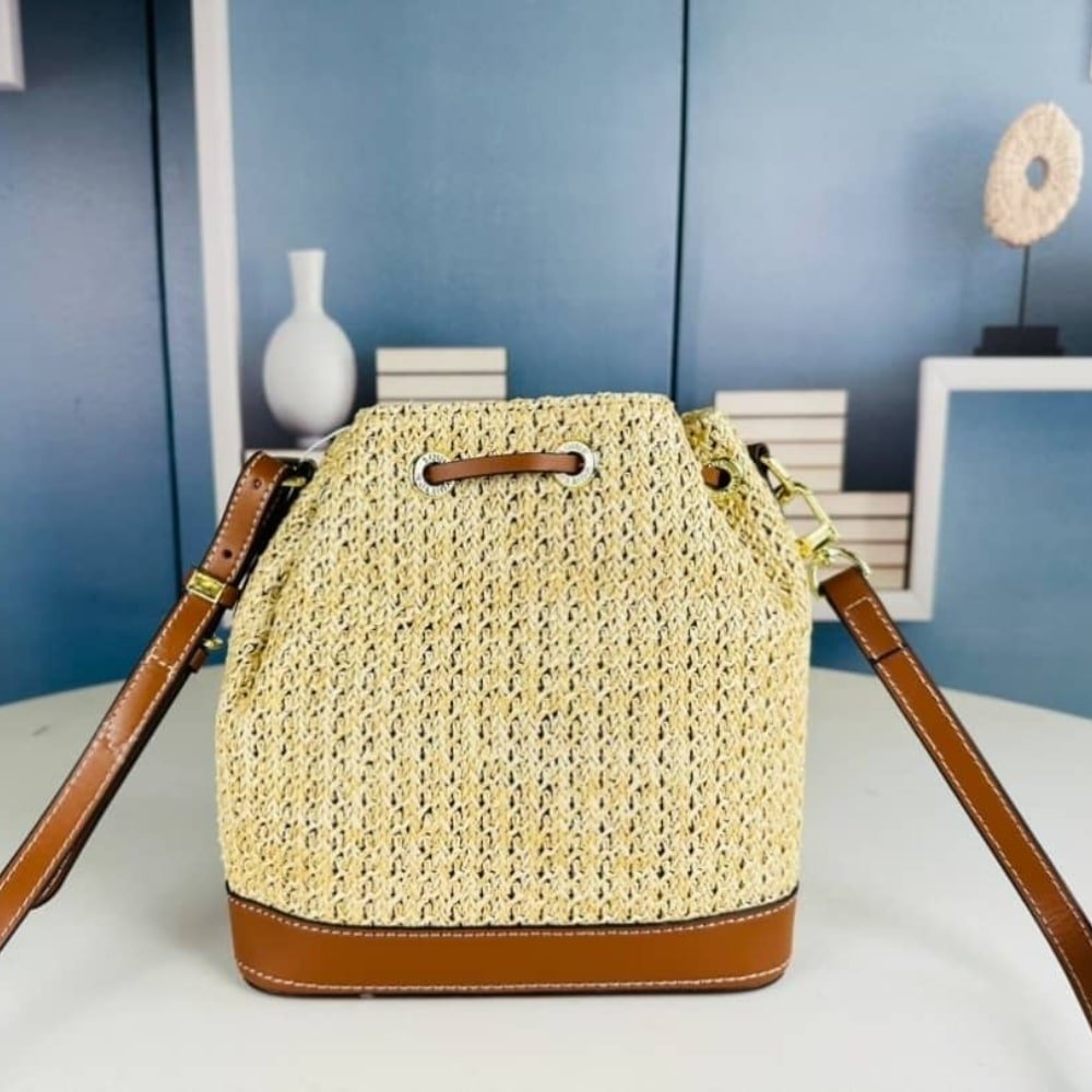 L0vis Vvtt0n Noé Bb Natural Tan 18Cm M24722