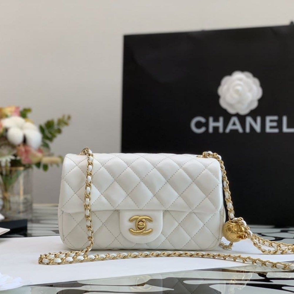 Ch**el Mini Flap Bag With Pearls White 20Cm As1787 B02916 10601