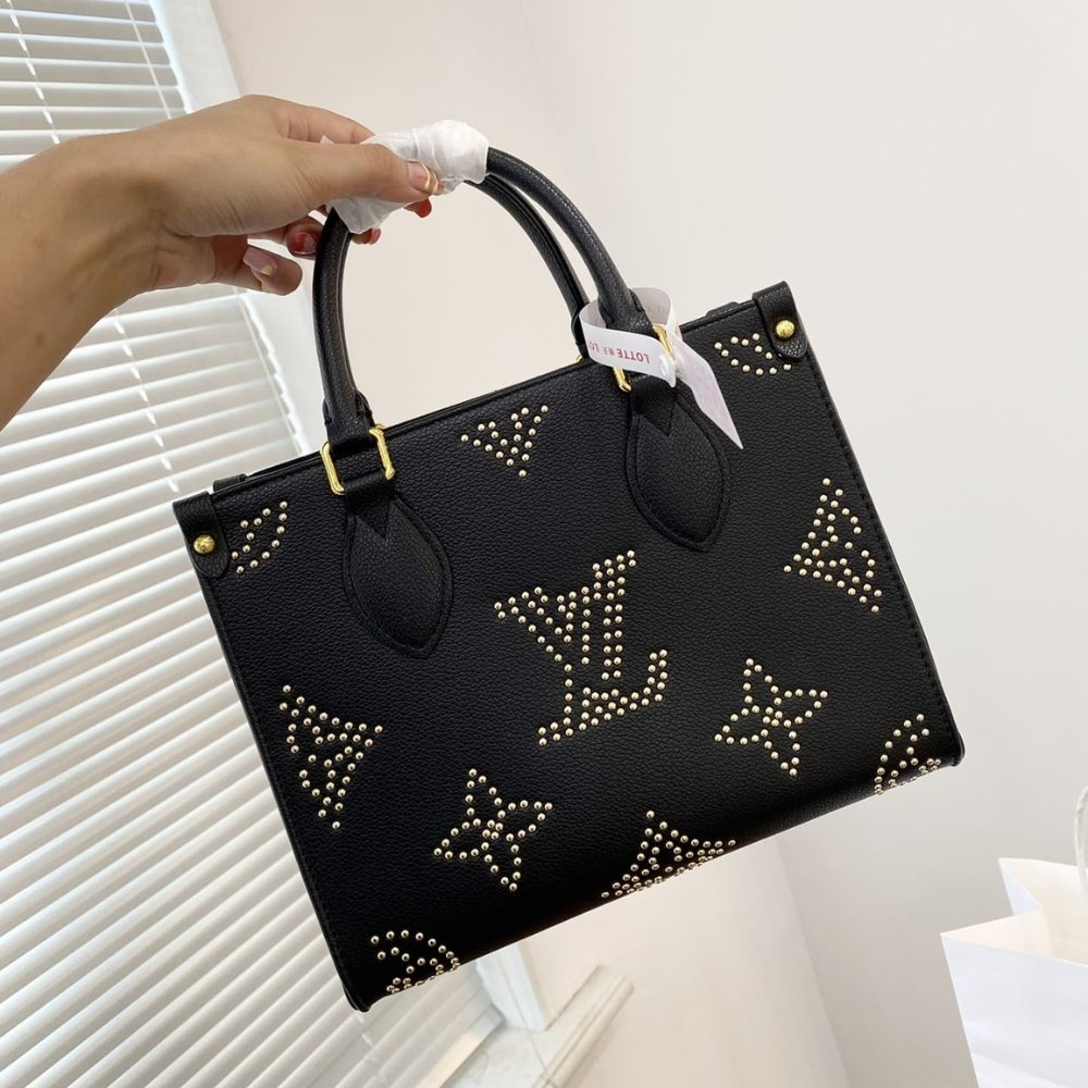 L0vis Vvtt0n Onthego PM Black 25Cm M46733