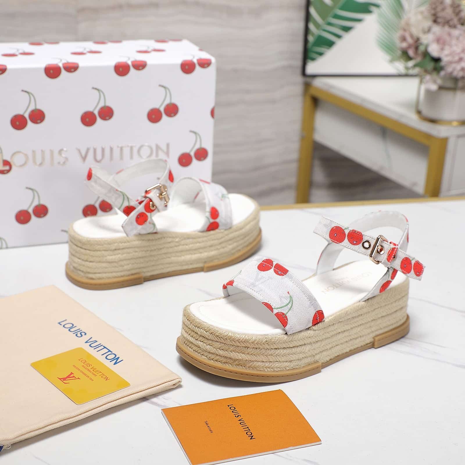 L0vis Vvtt0n X Takashi Maya Platform Sandal Monogram Cherry 1Ahnsk